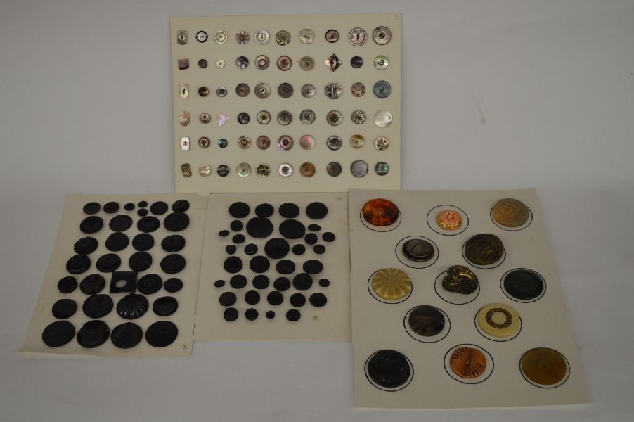 LOT OF 7 CARDED VICTORIAN BUTTON SETS: LOT OF 7 CARDED VICTORIAN BUTTON SETS