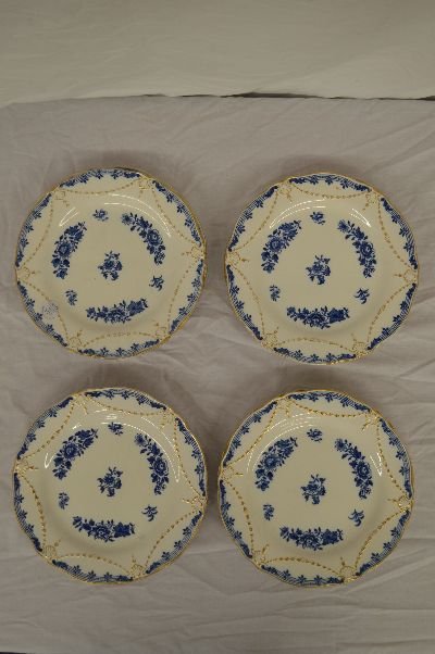 12 10" MINTONS LINCOLN DRAPE DINNER PLATES: 12 10" MINTONS LINCOLN DRAPE DINNER PLATES