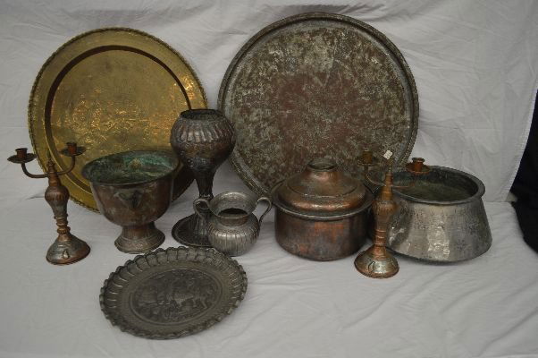 10 PIECES PERSIAN AND MIDDLE EASTERN ANTIQUE COPPER AND: 10 PIECES PERSIAN AND MIDDLE EASTERN ANTIQUE COPPER AND TINWARE