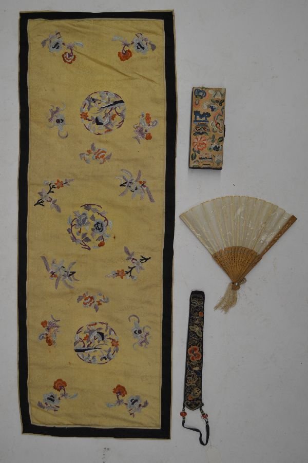 3 ANTIQUE CHINESE EMBROIDERED ITEMS (1 of 2)