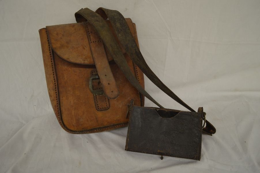 CIVIL WAR AMMO POUCH AND A LEATHER SHOULDER MAIL BAG (1 of 2)