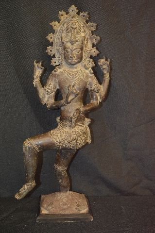 19TH CENTURY OR EARLIER THAI BRONZE STANDING HINDU (1 of 2)