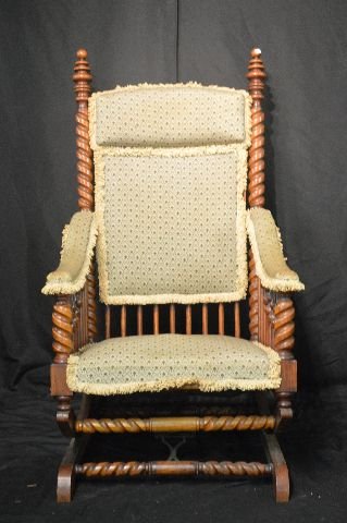 VERY ORNATE VICTORIAN OAK PLATFORM ROCKER (1 of 2)