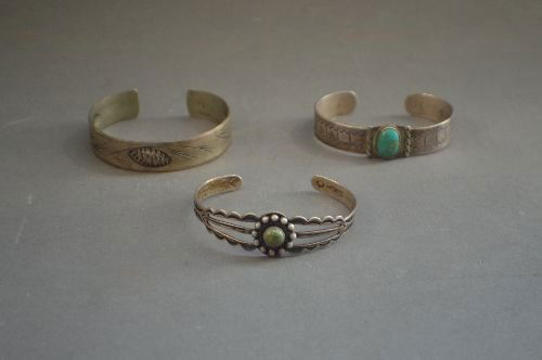 3 AMERICAN SOUTHWEST SILVER BRACELETS, 1 MARKED NEY IN (1 of 5)