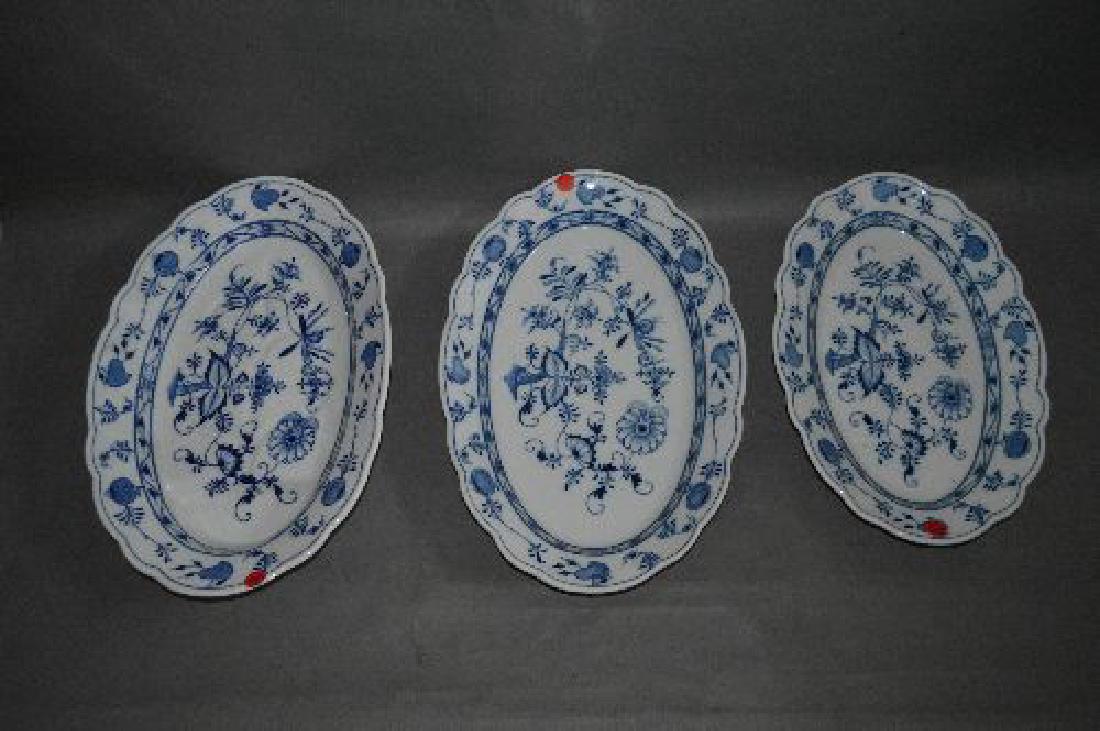 3 LARGE MEISSEN BLUE ONION PLATTERS. 18",18", AND 16" (1 of 5)