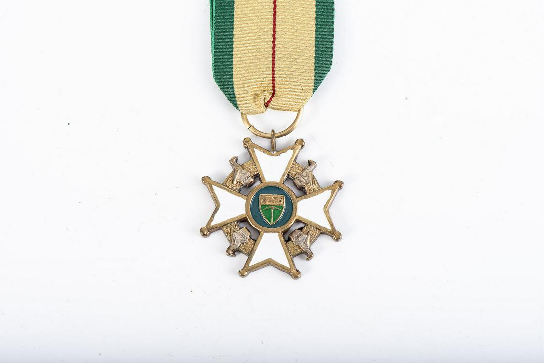 RHODESIAN OFFICER OF LEGION OF MERIT MILITARY: RHODESIAN OFFICER OF LEGION OF MERIT MILITARY Rhodesian: TheÃ‚ Officer of the Legion of MeritÃ‚ was aÃ‚ RhodesianÃ‚ order of merit awarded to military recipients for service to Rhodesia - 