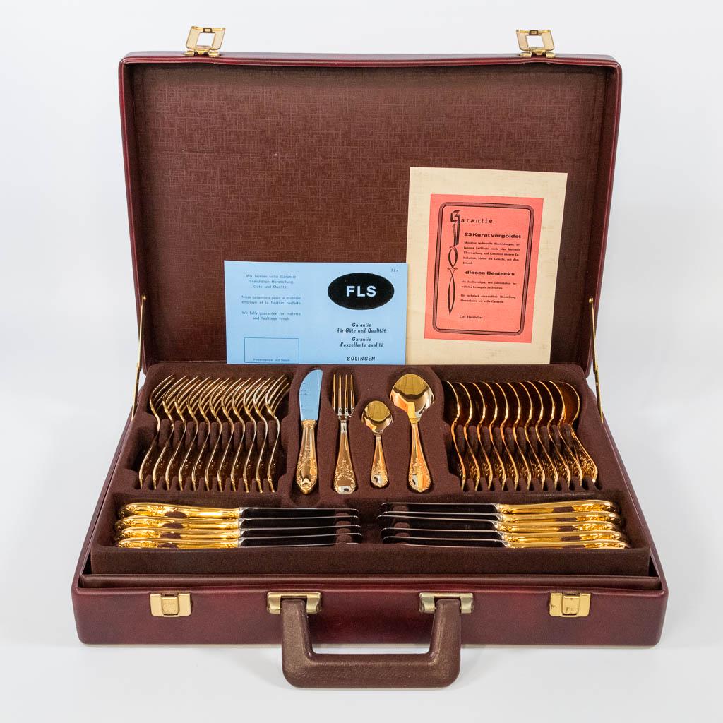 A gold-plated flatware cuttlery set, made by Solingen (1 of 13)