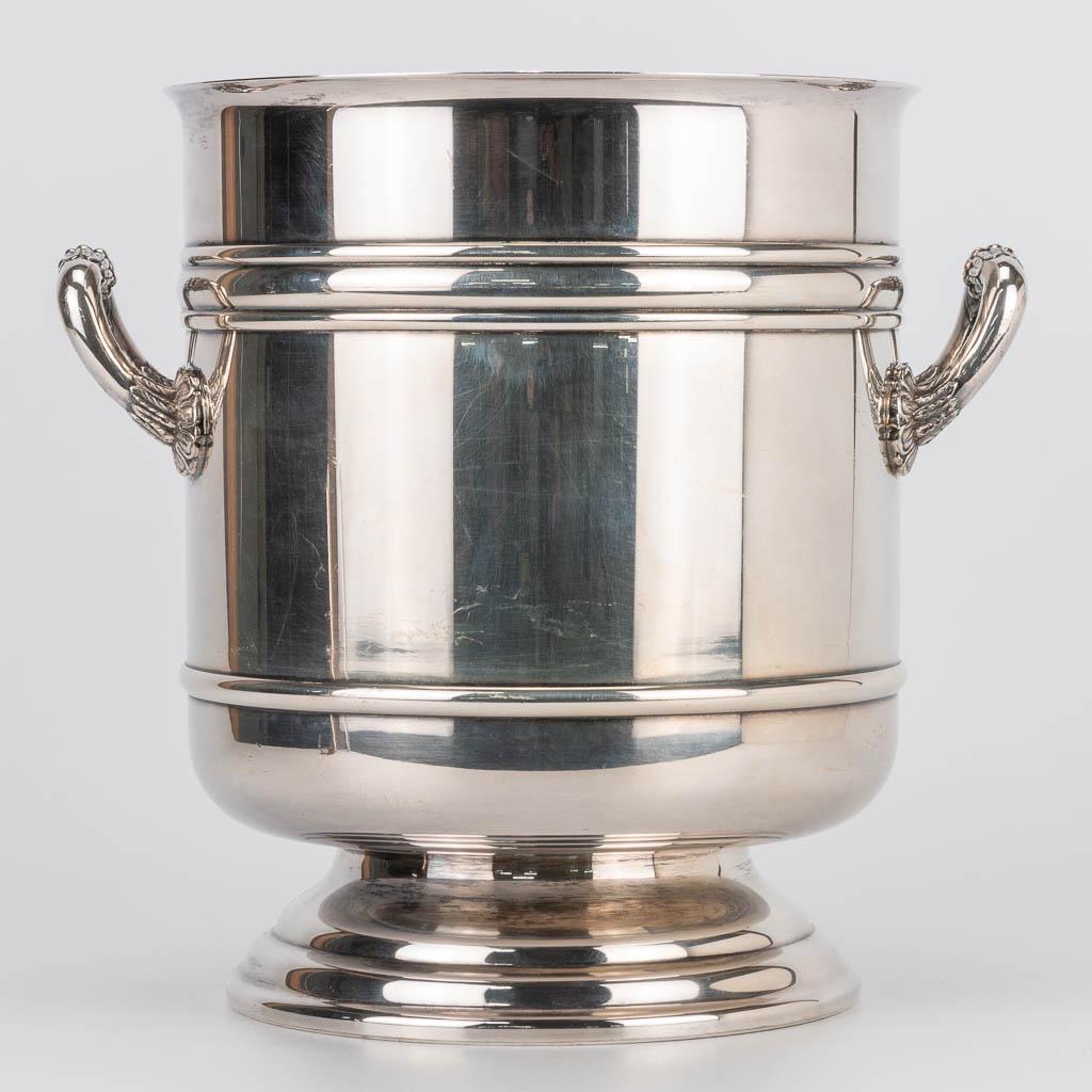 A Christofle silver-plated champagne bucket of the (1 of 10)