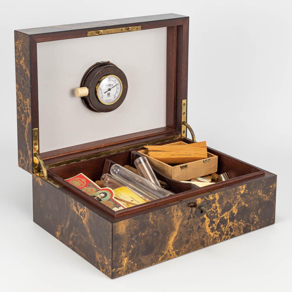 A humidor made of varnished wood, marked Lemaire Paris (1 of 8)