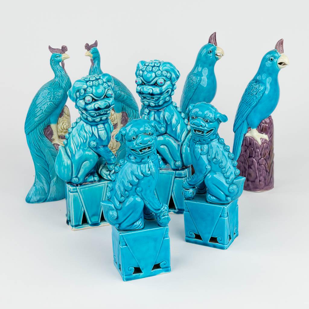 A collection of 4 pairs of foo dogs, peacocks and birds. 20th century.  (H:25,5 cm) (1 of 20)
