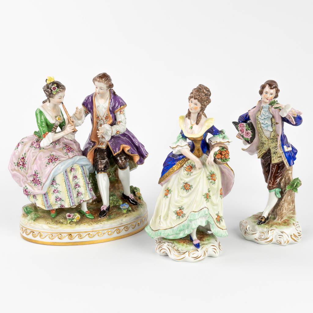 Sitzendorf and Volkstedt, A collection of 3 porcelain figurines. Circa 1970.  (H:23,5 cm) (1 of 15)