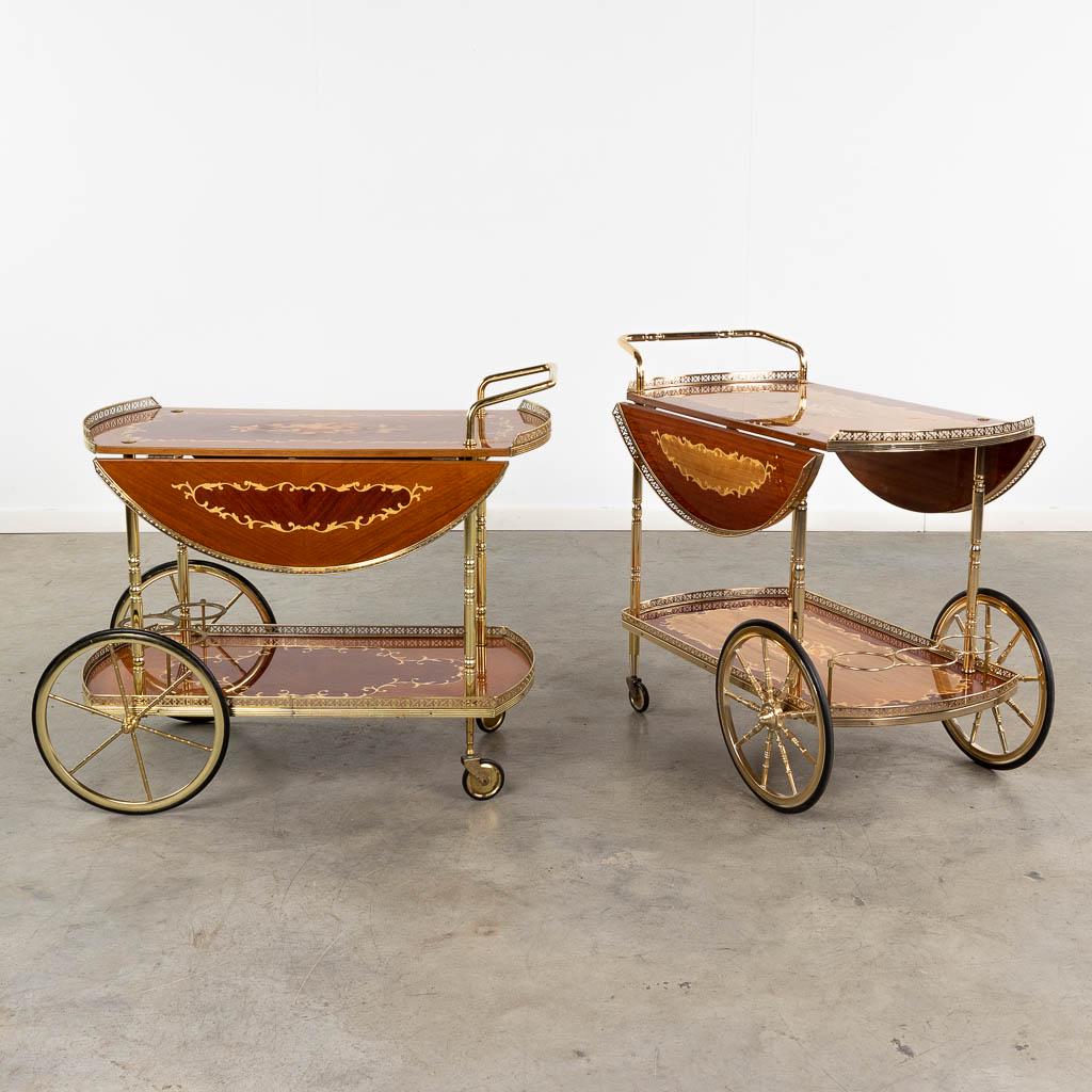 A collection of 2 bar-carts, marquetry inlay and copper/acrylic. 20th C. (W: 88 x H: 73 x D: 80 cm): A collection of 2 bar-carts, marquetry inlay and copper/acrylic. The second half of the 20th century. (W: 88 x H: 73 x D: 80 cm)