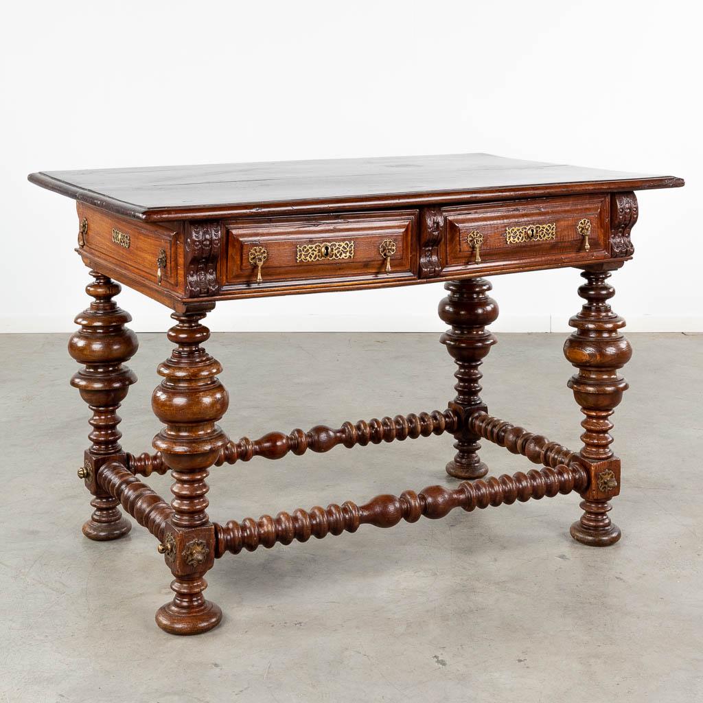 An antique payment table, probably portugal, 18th C. (L:80 x W:125 x H:83 cm) (1 of 15)