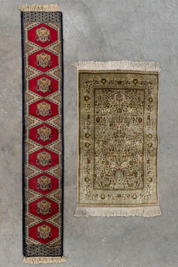 Two Oriental carpets. Silk and Wool. (D:103 x W:63 cm) (1 of 15)