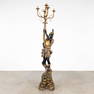 A blackamoor floor lamp, sculptured wood, Italy, circa 1960. (D:40 x W:40 x H:203 cm)