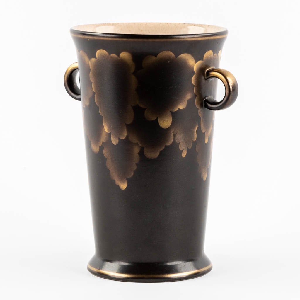 Villeroy and Boch Septfontaine, Luxembourg, a vase, Art Deco. (L:13 x W:17 x H:20 cm) (1 of 10)