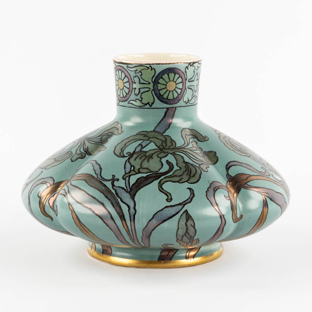 Boch Frères, Keramis, vase with a luster glaze, Art Nouveau. (H:18 x D:24 cm) (1 of 11)