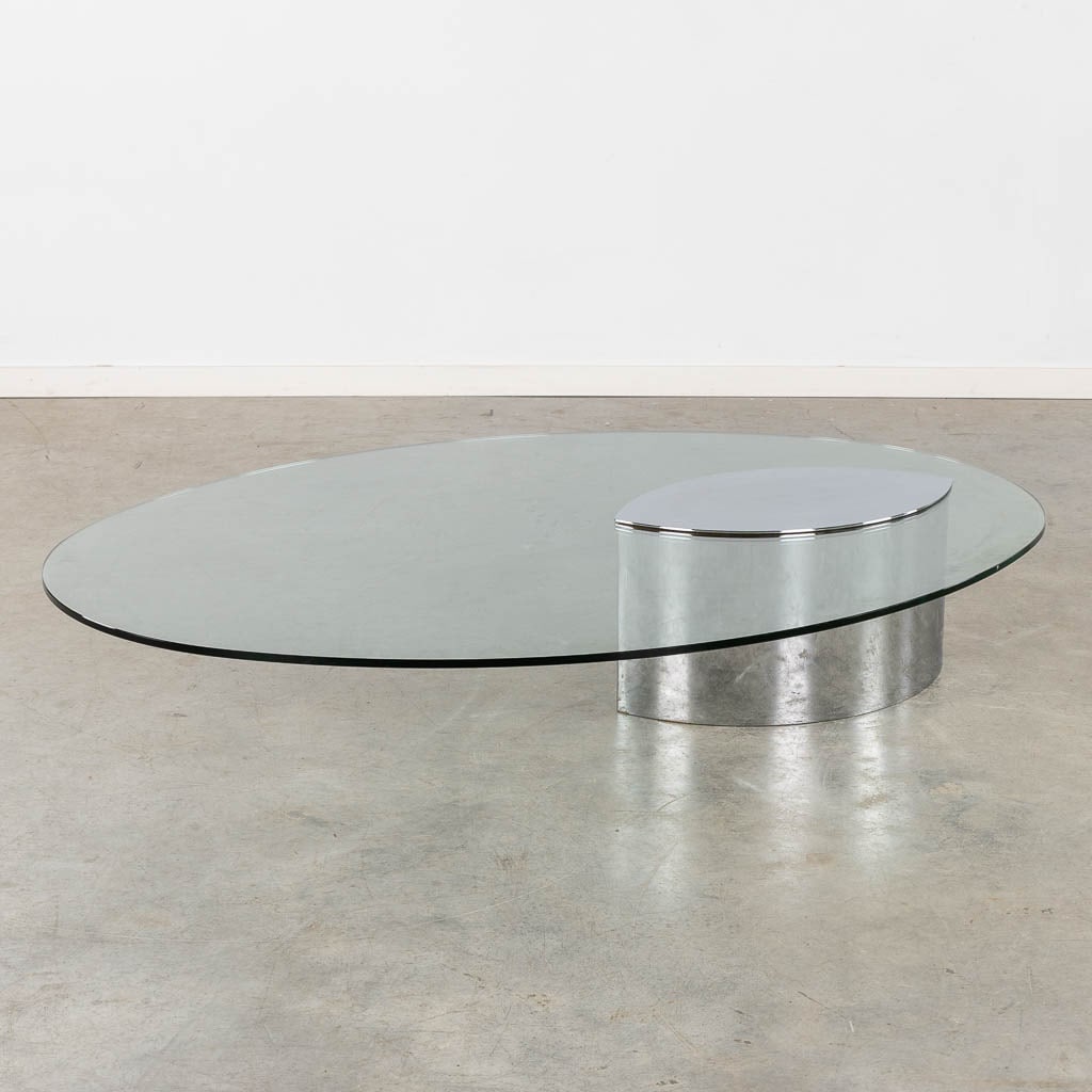 Cini BOERI (1924-2020) 'Lunario' a coffee table, metal and glass. (L:110 x W:150 x H:30 cm): Cini BOERI (1924-2020) 'Lunario' a coffee table, metal and glass.