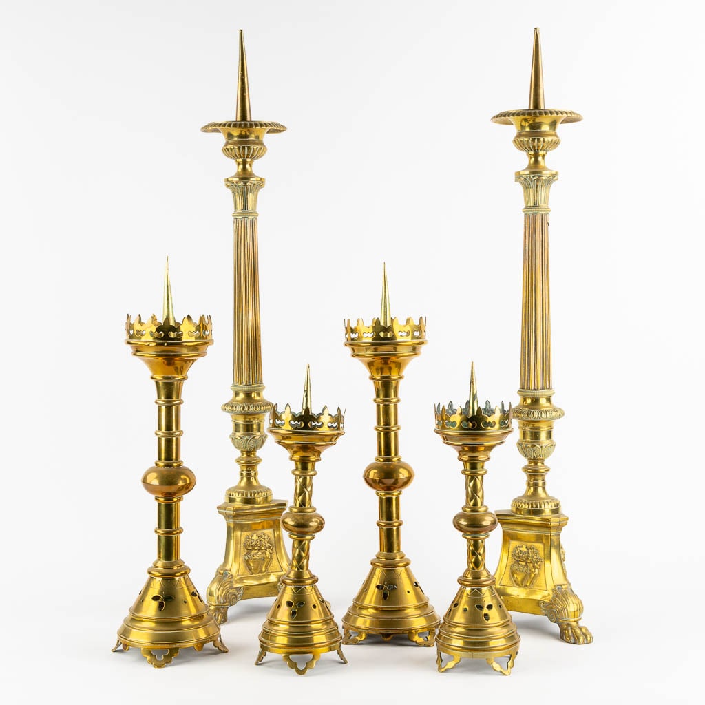 Three pairs of Church candlesticks, brass. Gothic Revival. (H:86 cm): Three pairs of Church candlesticks, brass. Gothic Revival. H: 86 cmH: 54 cmH: 39 cm. Dimensions: (H:86 cm)