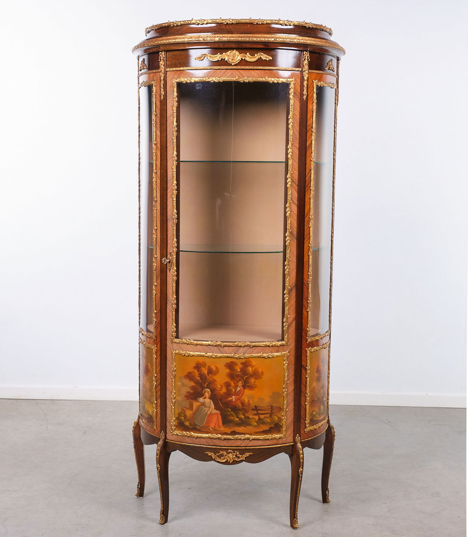 A 'Half-moon' display cabinet with a hand-painted decor. Circa 1980. (1 of 4)