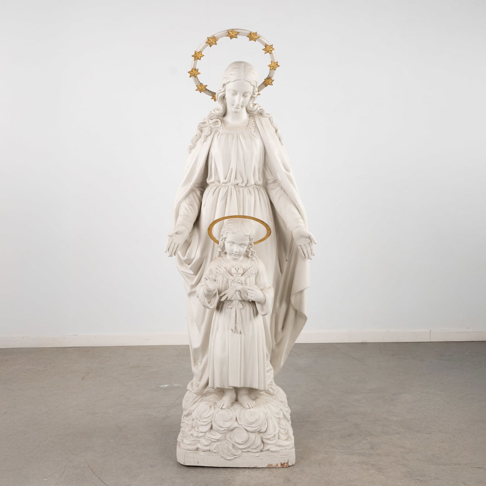 Madonna with an Infant Jesus, patinated plaster. Gothic Revival. Circa 1900. (1 of 8)