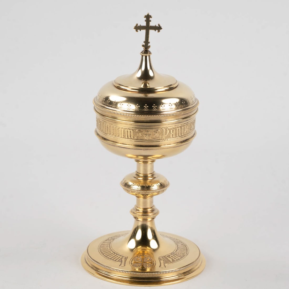 Bourdon, Ghent, a Vermeil Ciboria. Gothic Revival style. Silver. 547g. (1 of 10)