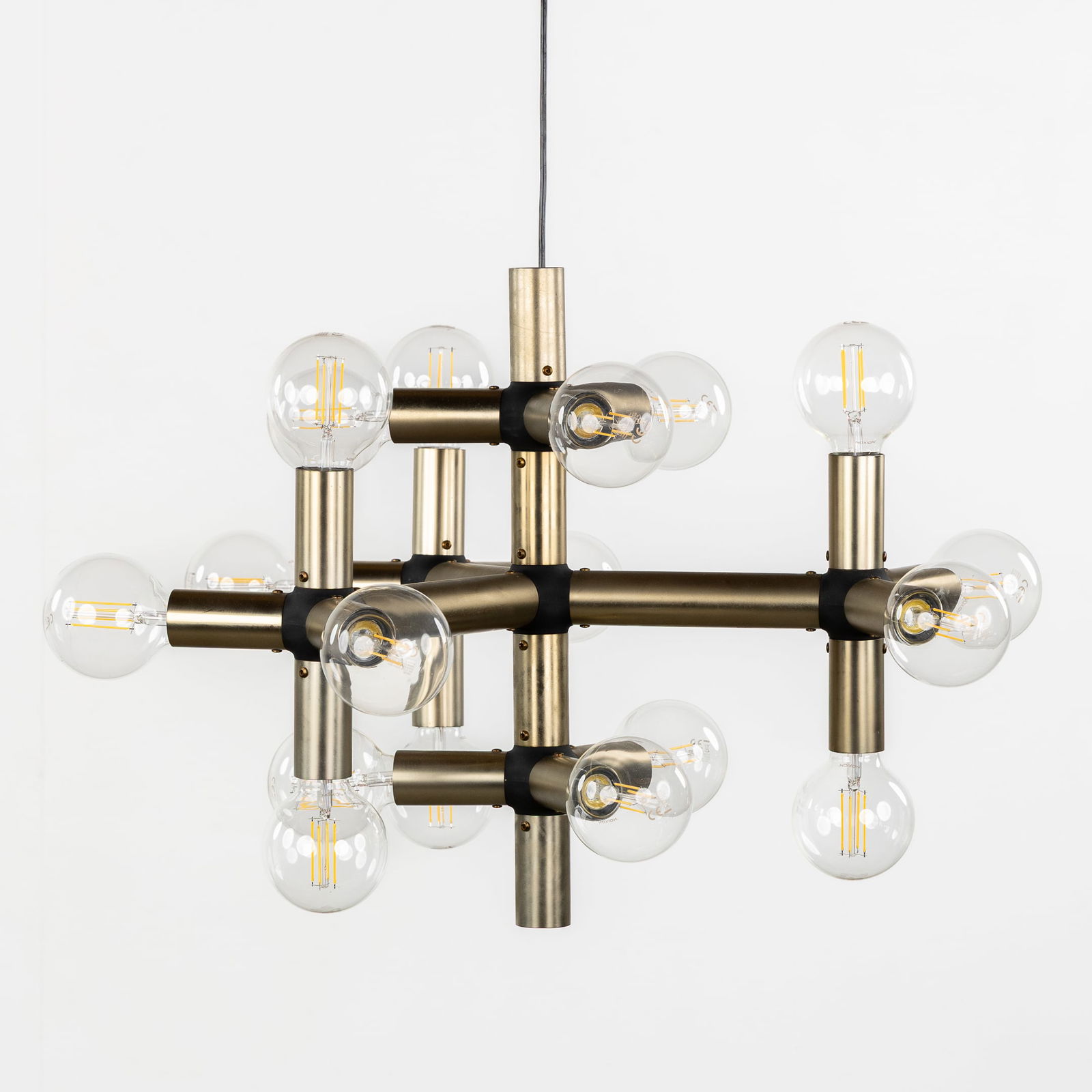 Robert Haussmann (1931-2021) 'Lichtstruktur' Ceiling Lamp: Robert Haussmann (1931-2021) 'Lichtstruktur' Ceiling Lamp With 19 points of light. The lamp is including all new LED light bulbs.