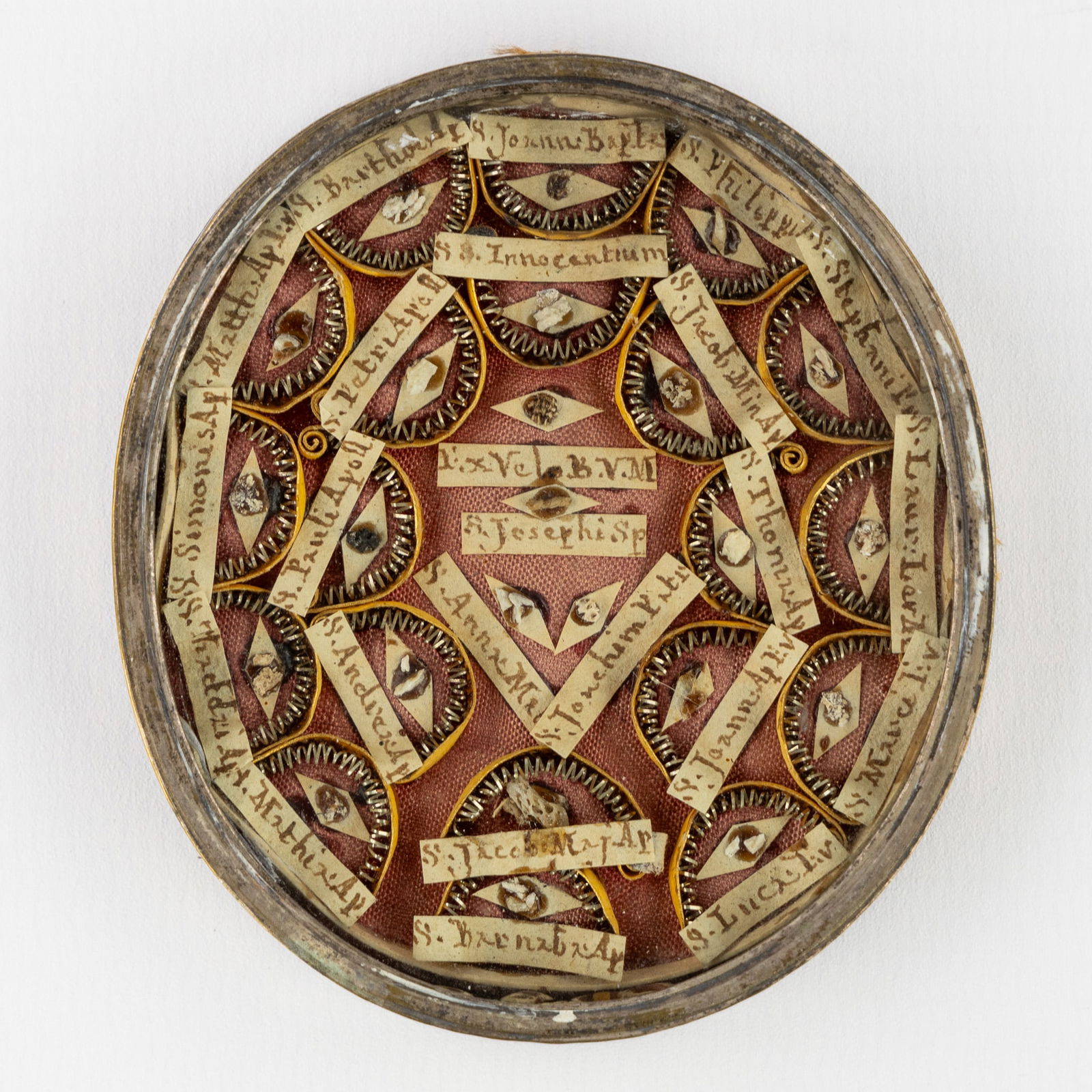 A Large Sealed Multi Theca with Apostels, Evangelists, the Virgin Mary, Anna, Joachim and Saints. (1 of 2)