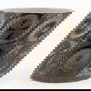 Elisabeth Vandeweghe (1946) A Large Cache-Pot, for Perignem.: Elisabeth Vandeweghe (1946) A Large Cache-Pot, for Perignem. Signed 'Perginem' at the bottom. Dimensions:(W:39,5 x H:37 cm)