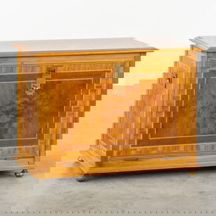 A Large Humidor, Parquetry Inlay with (Burl) Walnut, Rosewood and Lemon Wood.: A Large Humidor, Parquetry Inlay with (Burl) Walnut, Rosewood and Lemon Wood. Humidor with drop leaf and two pull-out shelves.Parqueterie inlay with (burl) walnut, rosewood, lemon wood and