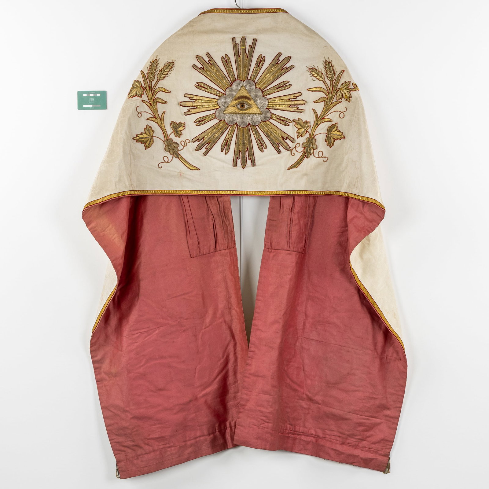 Two Humeral Veils, thick gold thread embroideries and brocade.: Two Humeral Veils, thick gold thread embroideries and brocade. Humeral veil with thick gold thread embroideries and brocade, decorated with the 'Eye Of Providence'. Humeral veil with embroideries and 