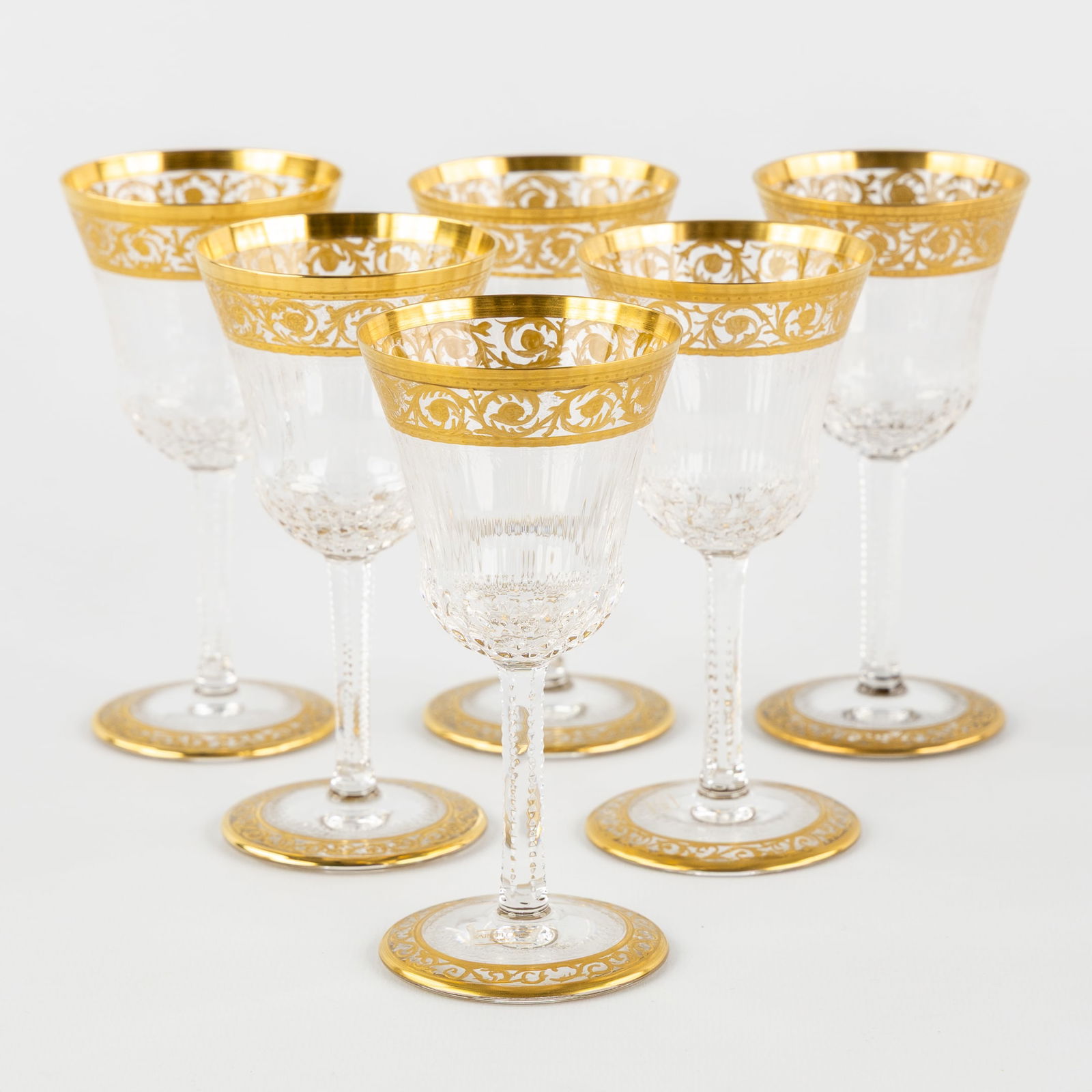Saint Louis, 'Thistle Gold', A Set of 6 Port Glasses, Engraved Decorations and Etched Gold (1 of 4)
