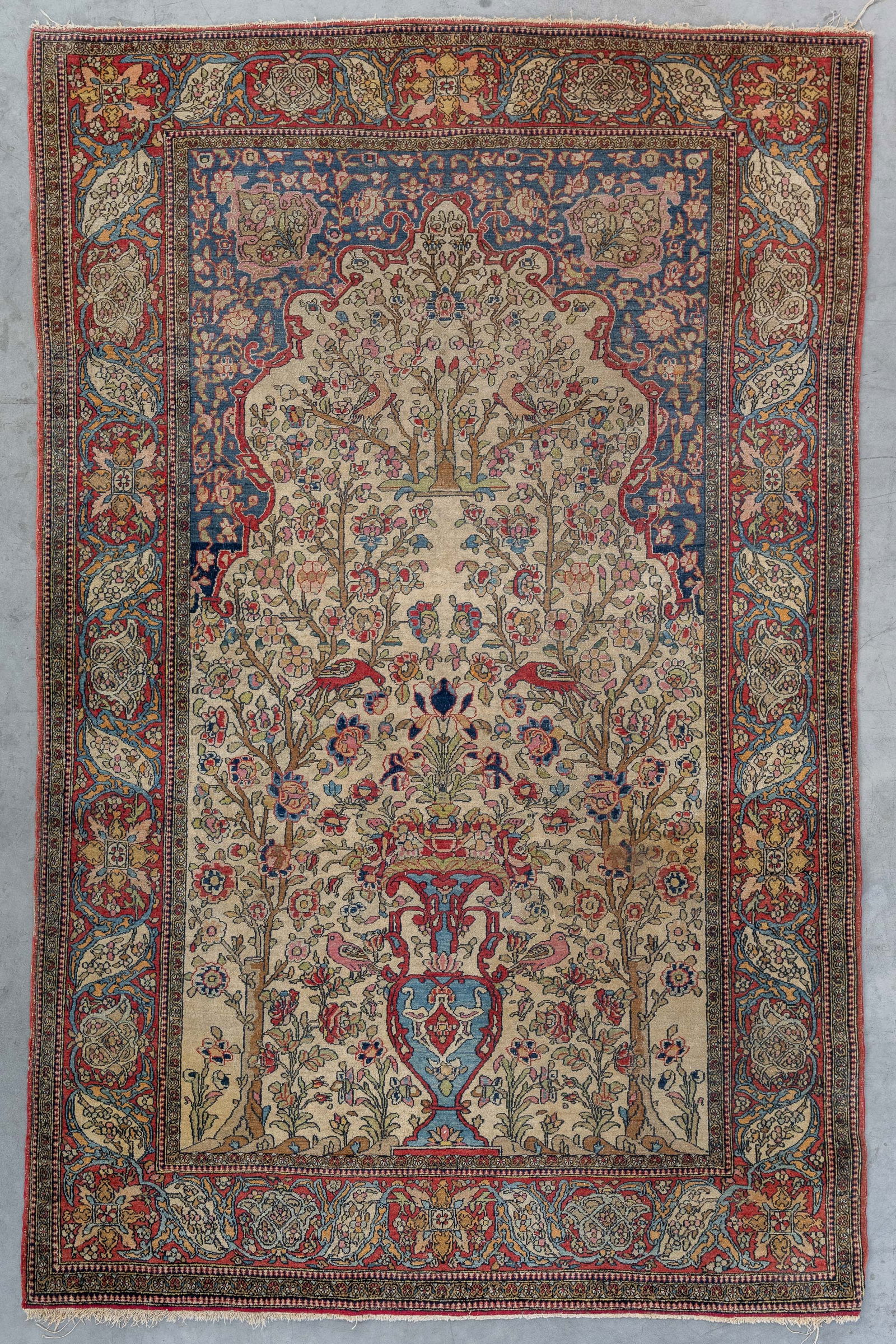A Figurative Oriental Handmade Carpet, Isfahan, circa 1920-1930 (1 of 7)