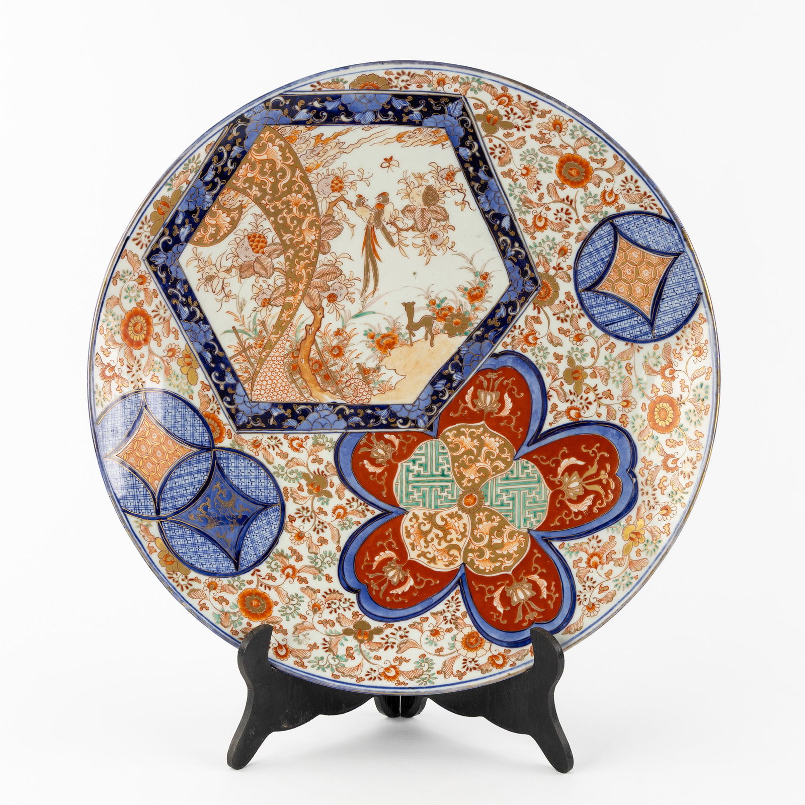 A Large Japanese Imari Plate, Meiji.