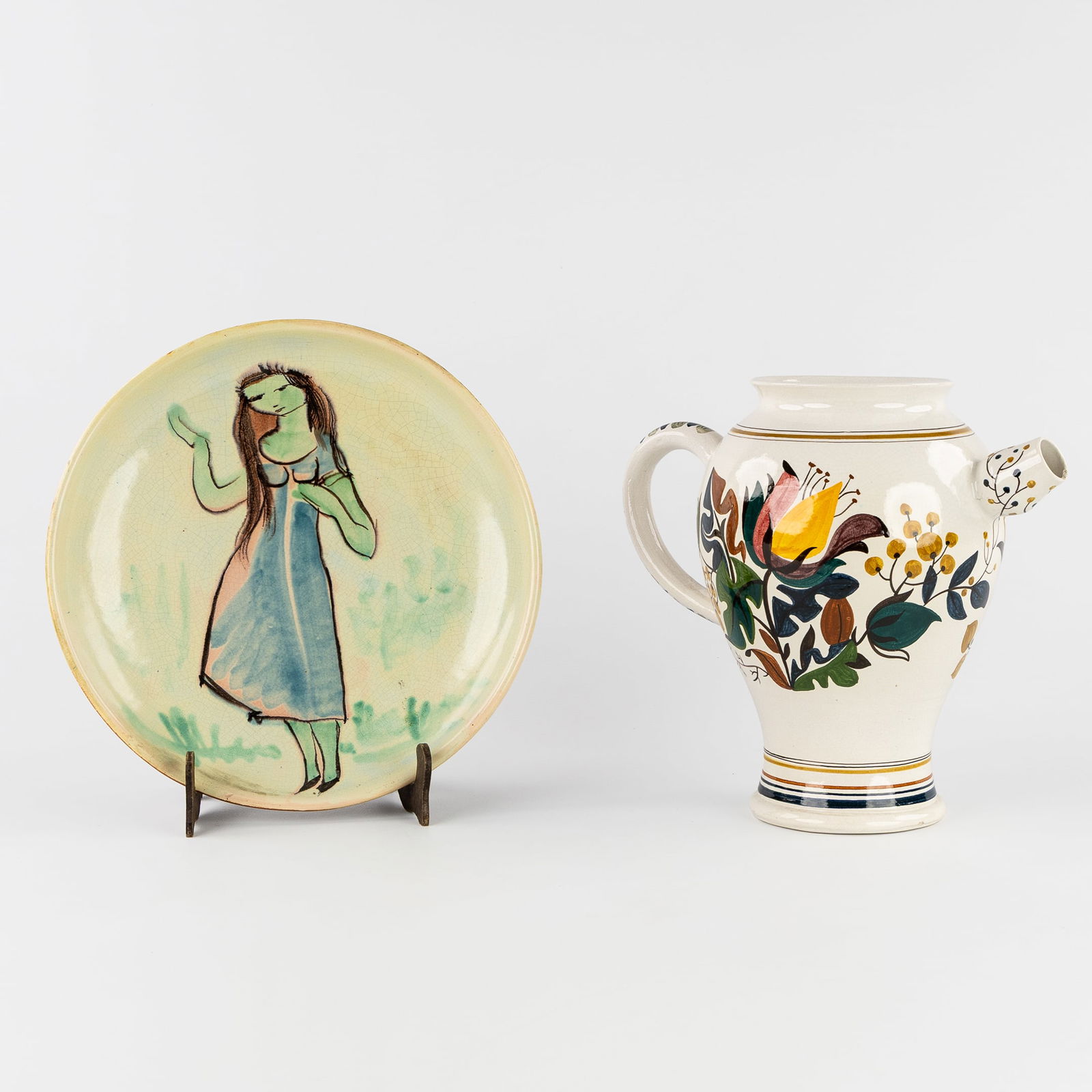Rogier Vandeweghe (1923-2020) and Edy Buysse (XX) a 'Decorative plate' and 'Piece jug' for Perignem, (1 of 12)