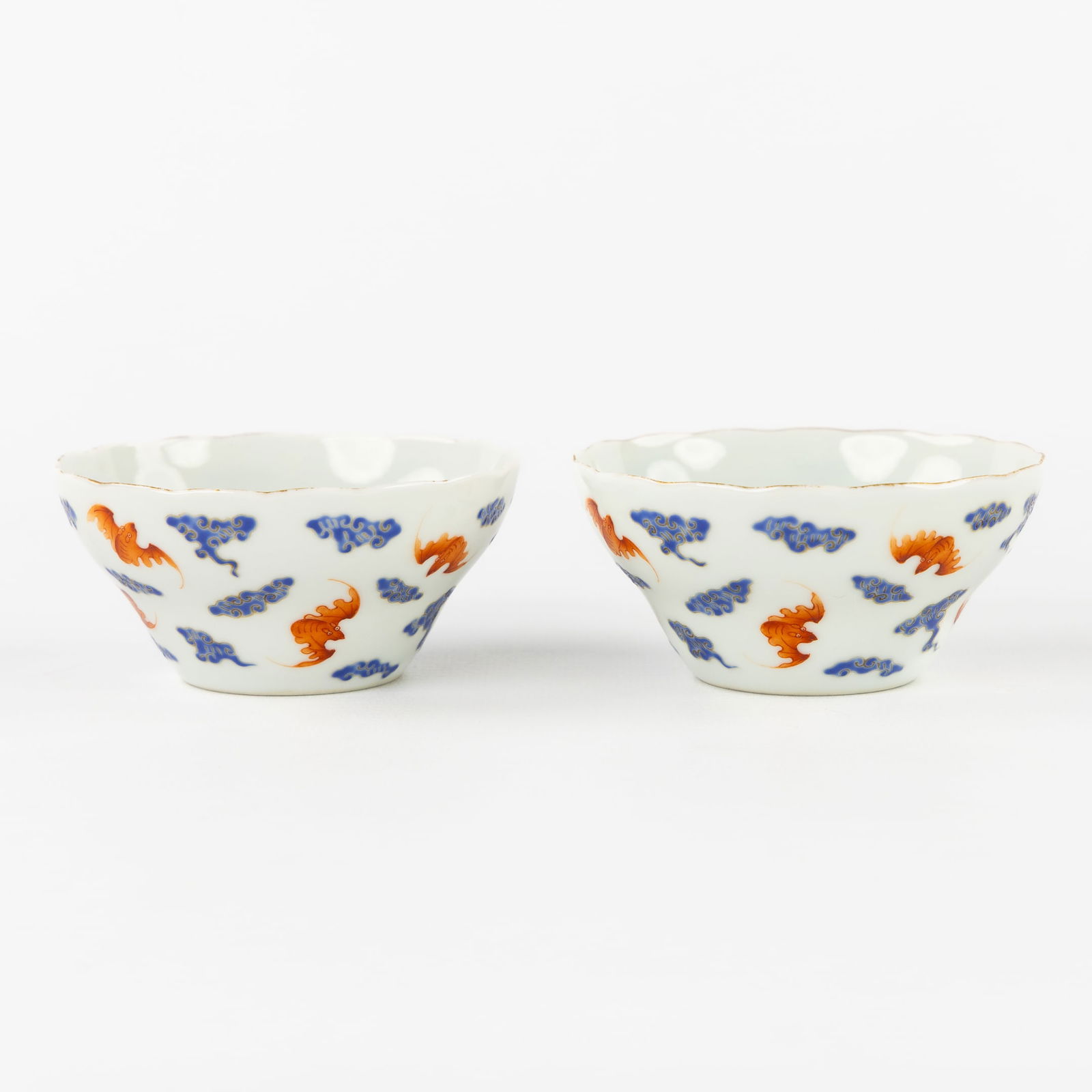 A Pair of Chinese Bowls, decorated with Bats and Clouds, Xuantong marked, 20th C. (1 of 6)