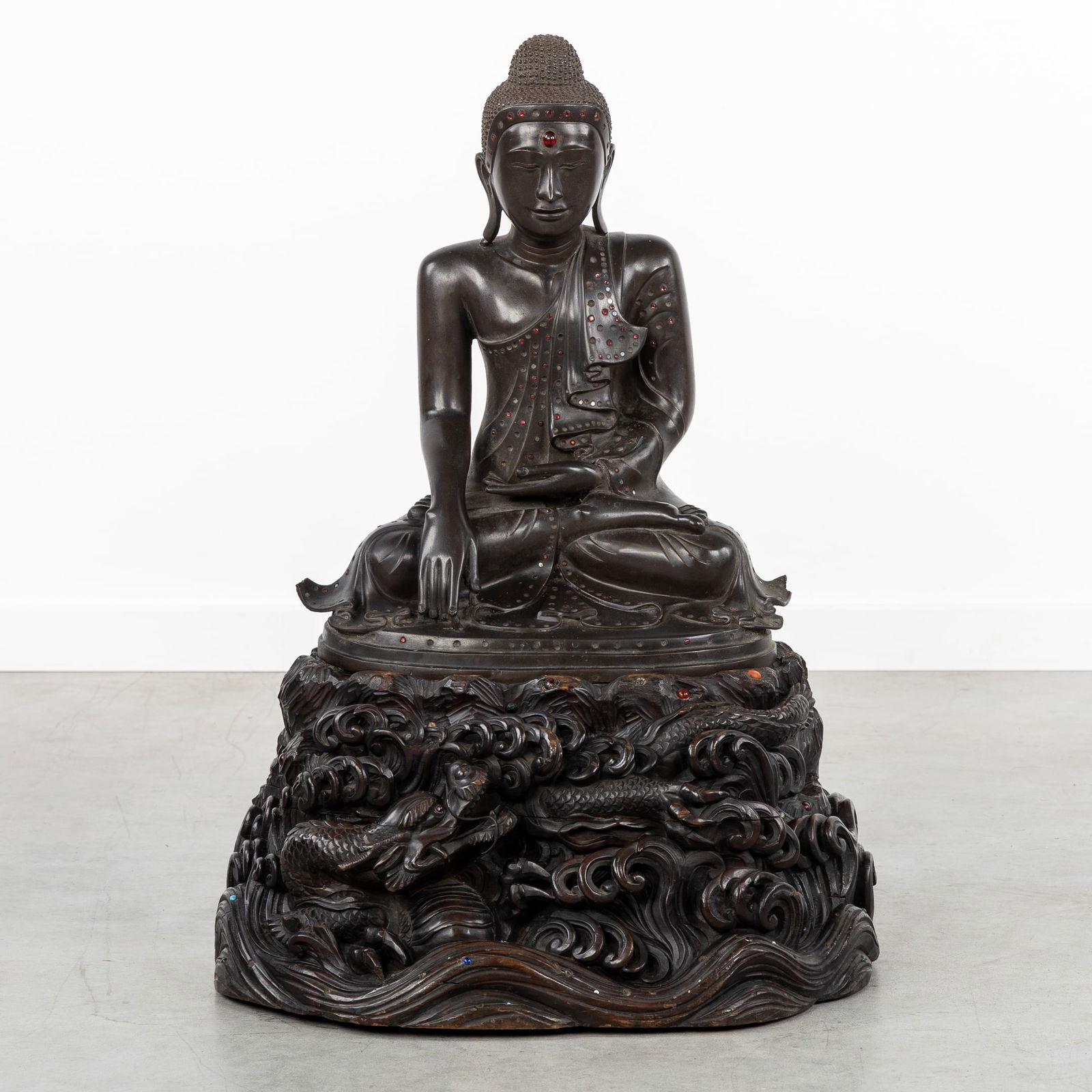A Large Bronze Burmese Mandalay Buddha on a Wooden Base Richly Sculptured with a Dragon, 19th C. (1 of 10)