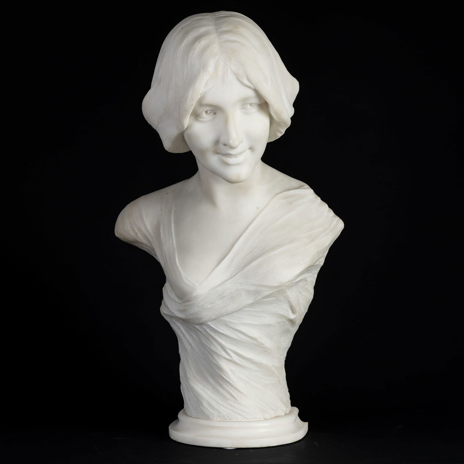 Bust of a Lady, Sculptured Carrara marble. Art Nouveau. (1 of 7)