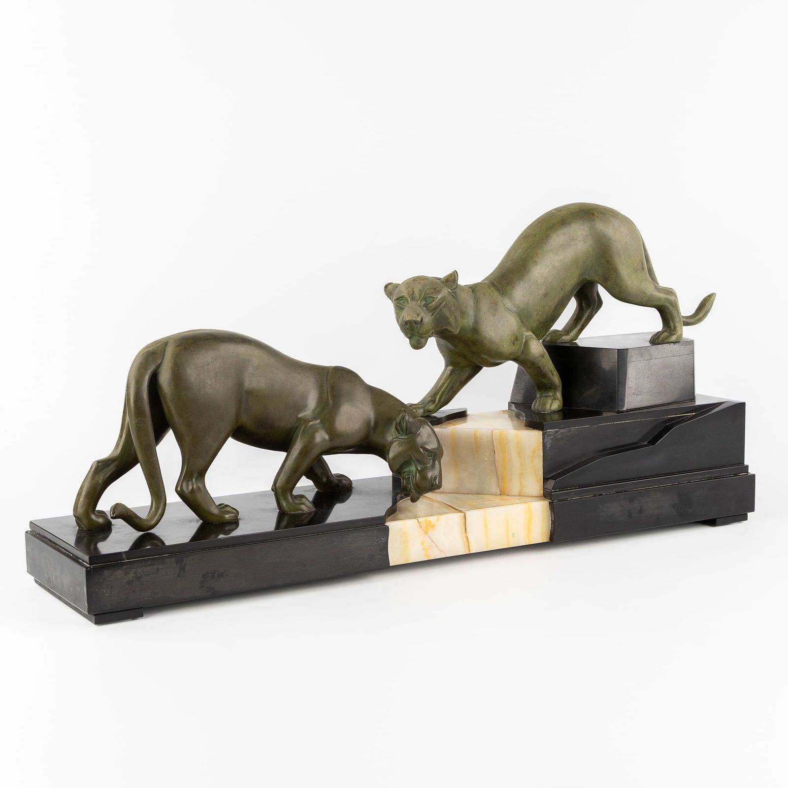 Irinee Rochard (1906-1984) 'Two Lions', Spelter on marble and onyx. Art Deco. (1 of 7)