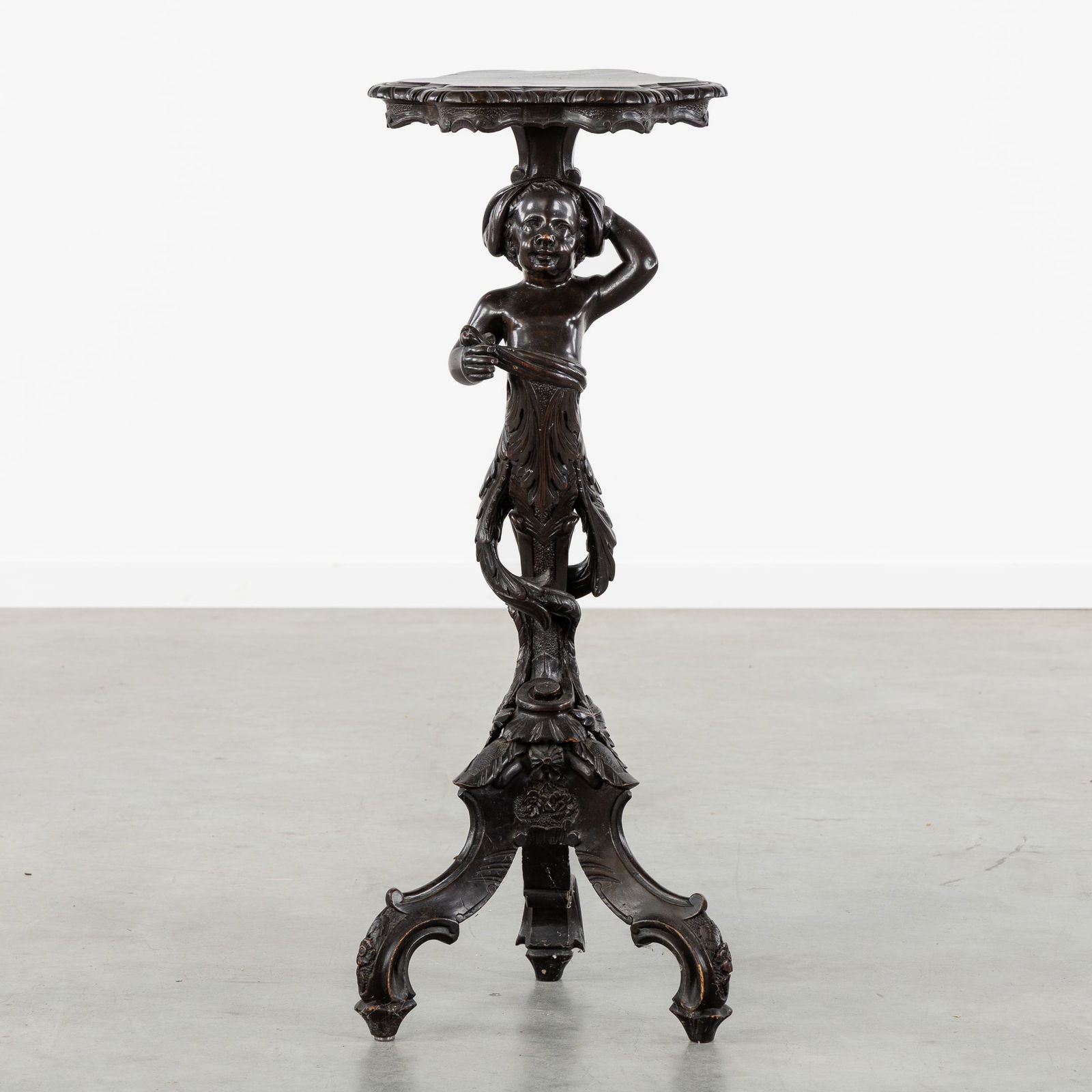 A Venetian Console Table or Pedestal, Sculptured Wood, Decorated with a Putto, 19th/20th C. (1 of 7)