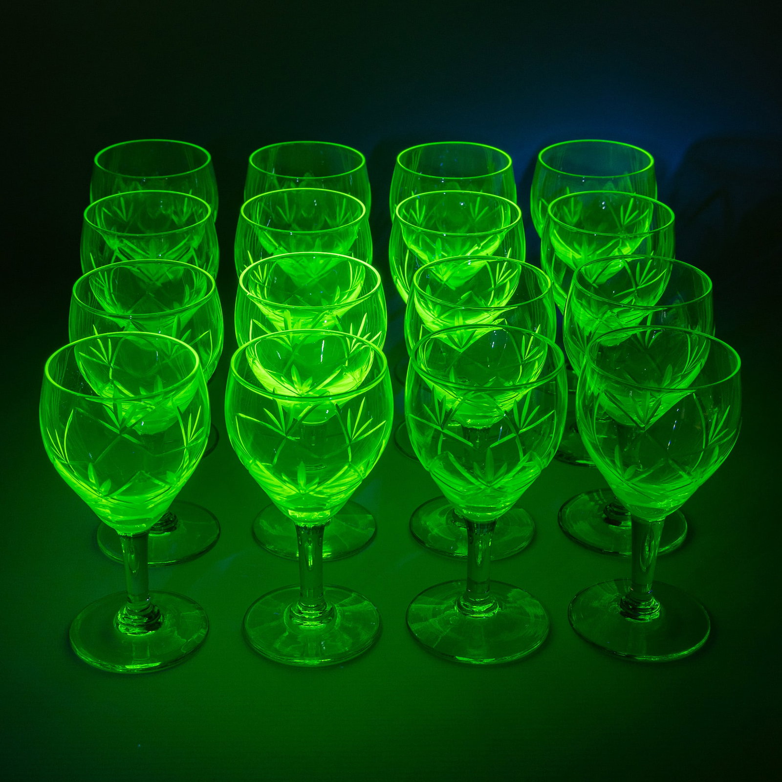 A Set of 16 Art Deco Cut Uranium Glasses. (1 of 5)