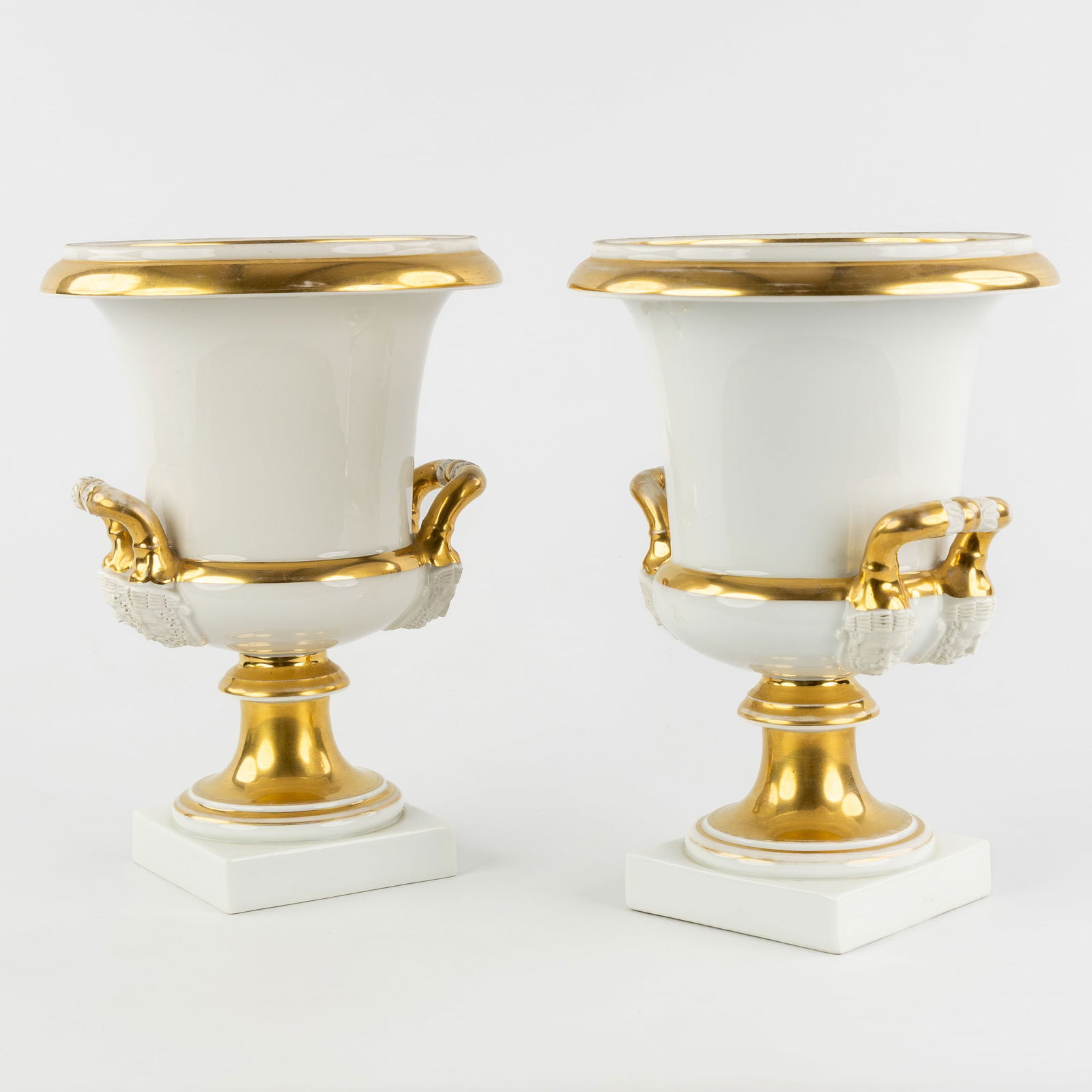 A Pair of large Medici Vases or Urns, White and Gilded porcelain, Empire Style, Vieux (1 of 8)