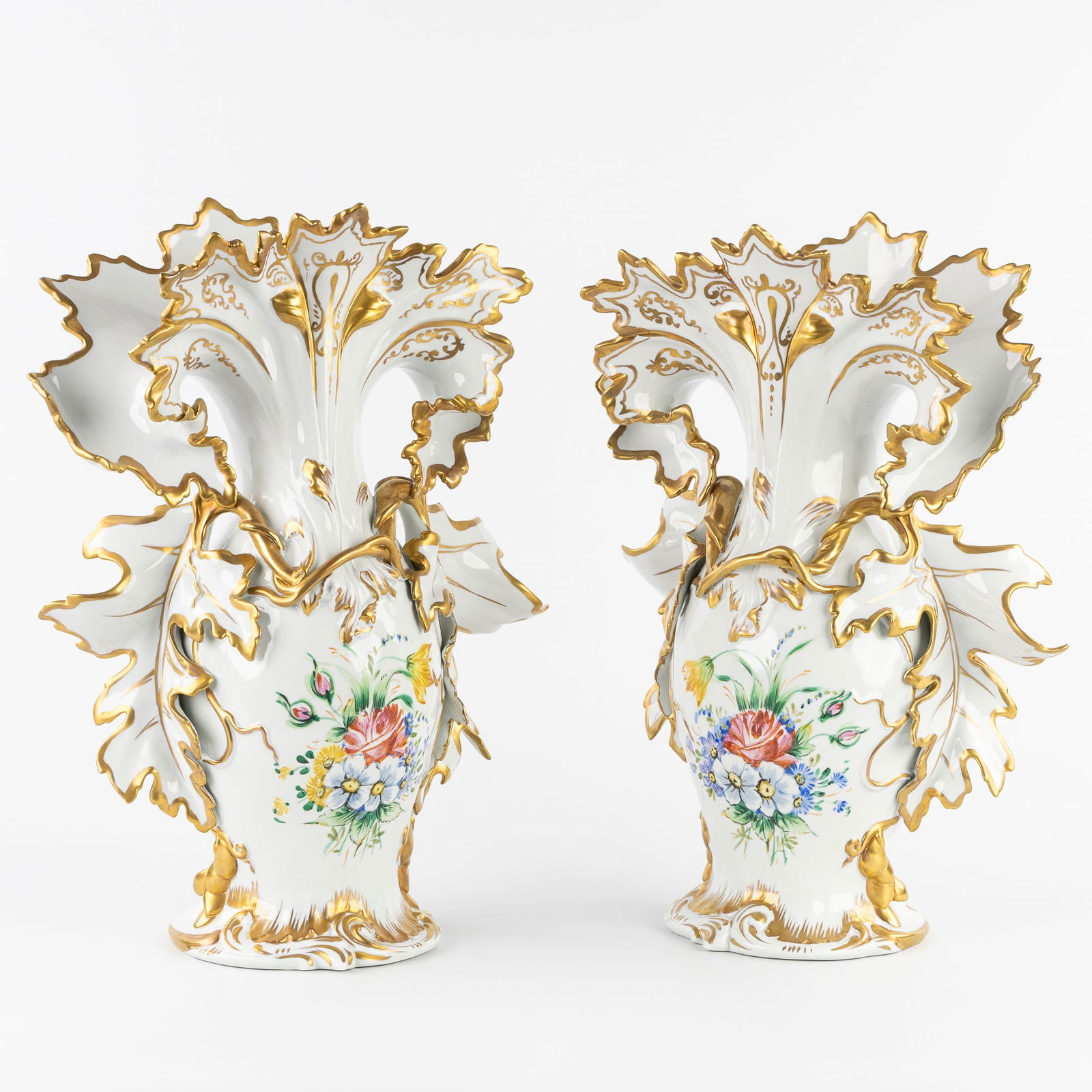Sèvres, A pair of vases with hand-painted floral decor, Vieux Paris, 19th century (1 of 10)