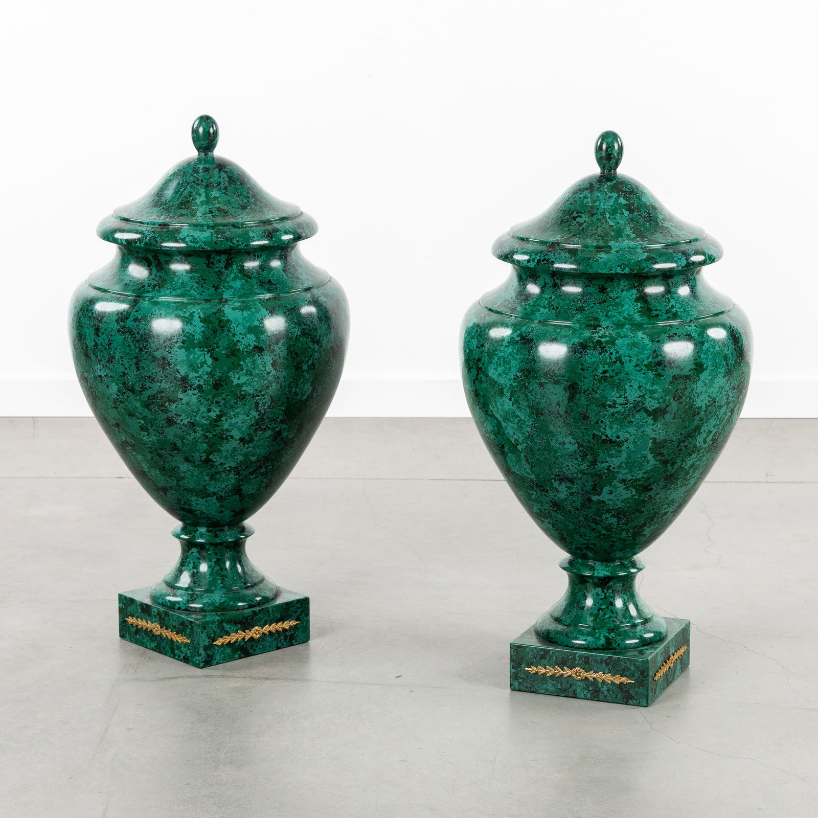 A Pair of Decorative Vases, Wood-Turned with 'Faux Malachite' Decor, 20th C. (1 of 4)