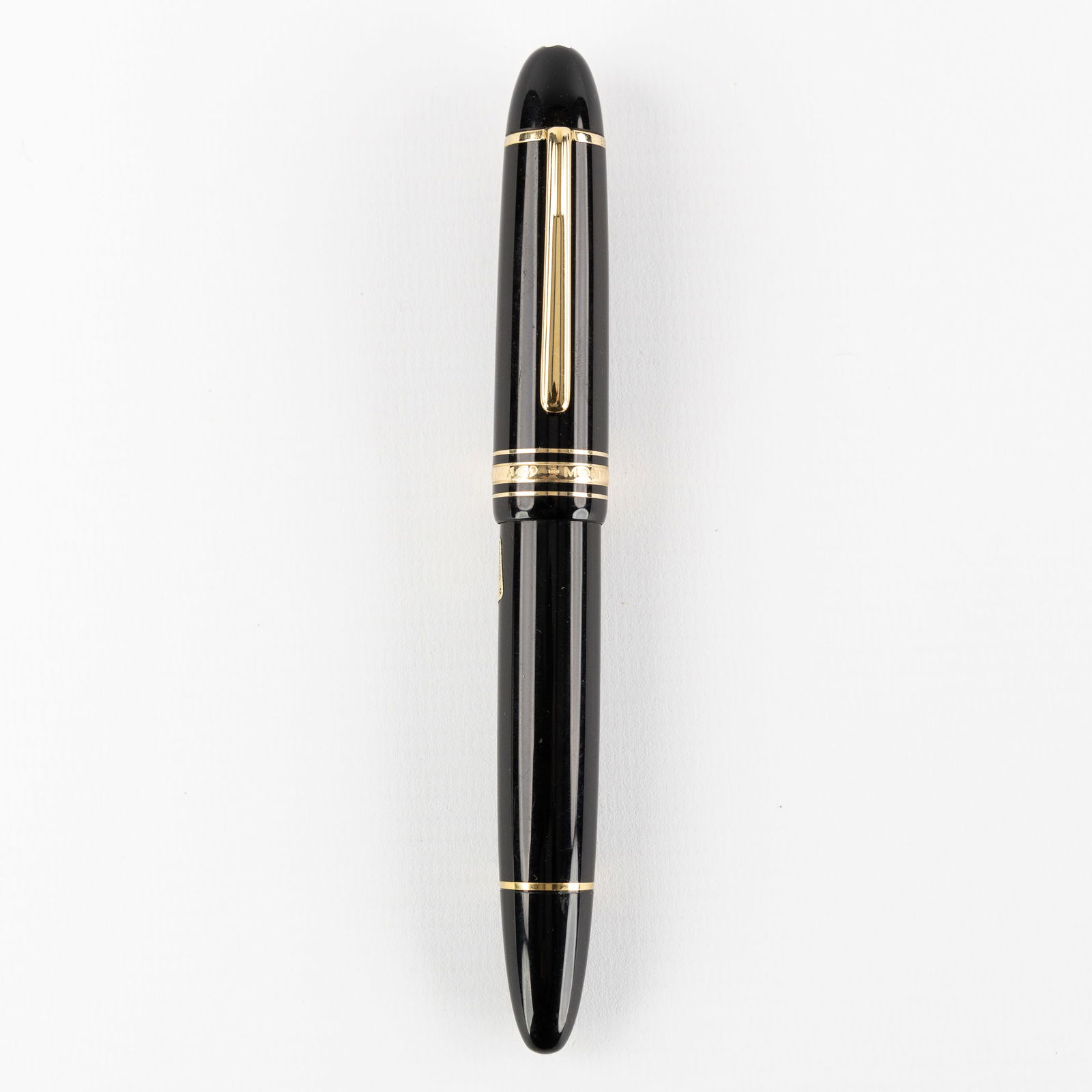 Montblanc, Meisterstück, N° 149, a Fountain Pen with 18ct gold nib. (1 of 6)