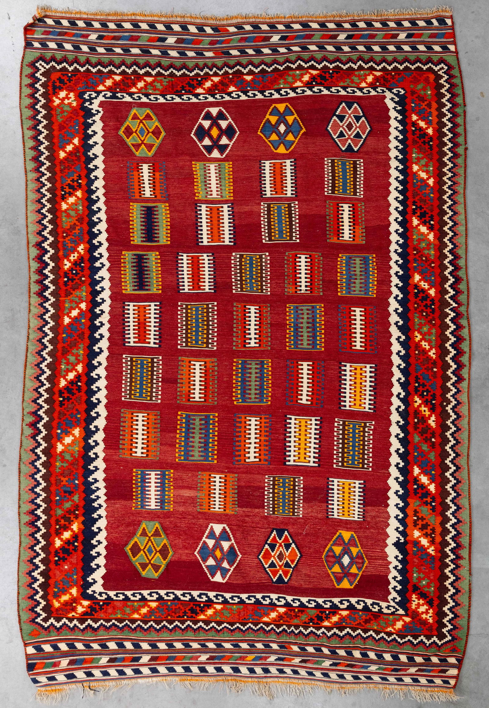 An Oriental hand-made Kilim, Iran (251 x 158 cm). (1 of 6)