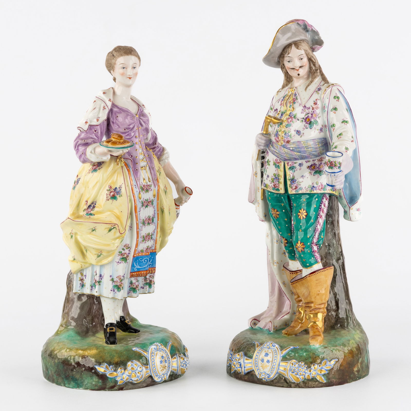 Paul Duboy (1830-c.1887) A Pair of porcelain figurines, 'Landlady and Nobleman', 19th C. (1 of 10)