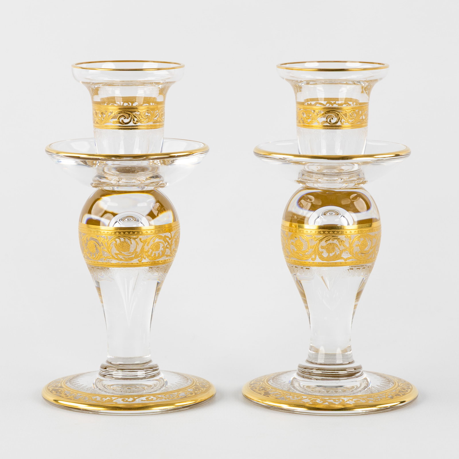 Saint Louis, 'Thistle Gold', a pair of candelabra. Engraved Decorations and Etched Gold Decorations. (1 of 5)