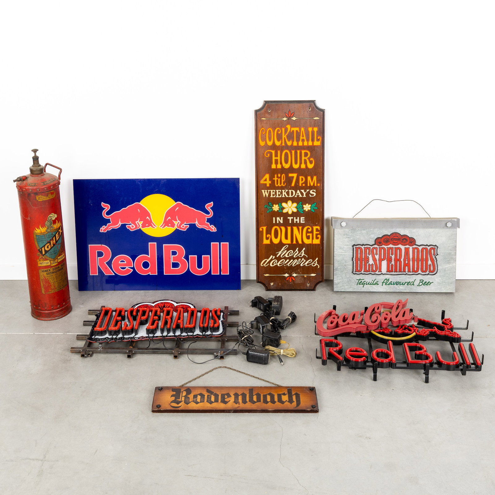 Five illuminated signs or light boxes (Red Bull, Coca-Cola, Desperados), a Vintage Fire: Five illuminated signs or light boxes (Red Bull, Coca-Cola, Desperados), a Vintage Fire extinguisher, and more. Illuminated signs or light boxes: Red Bull (49 x 69 cm). Red Bull (36 x 58 cm). Coca-Col