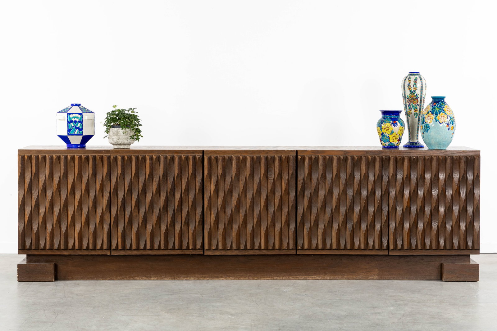 Maison Aurora, a 5-door brutalist sidboard. Circa 1970. (1 of 13)